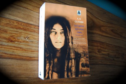 La Captive aux yeux clairs